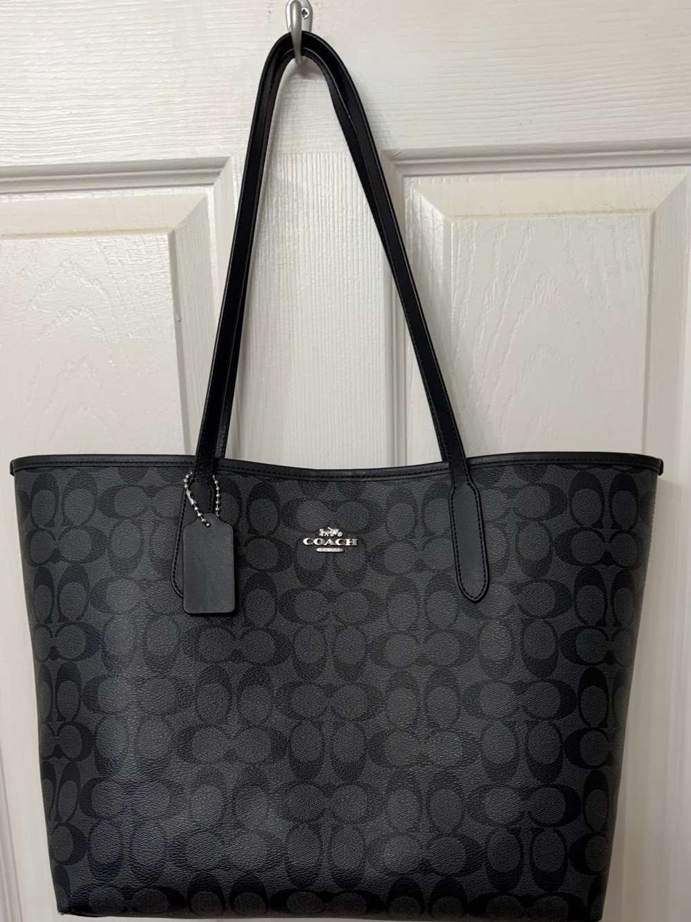 Coach City Tote 5696 Signature Canvas Graphite Black Red Interior Laptop Tote